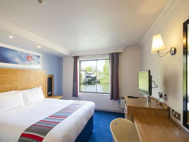 Travelodge Bath Waterside Exterior foto