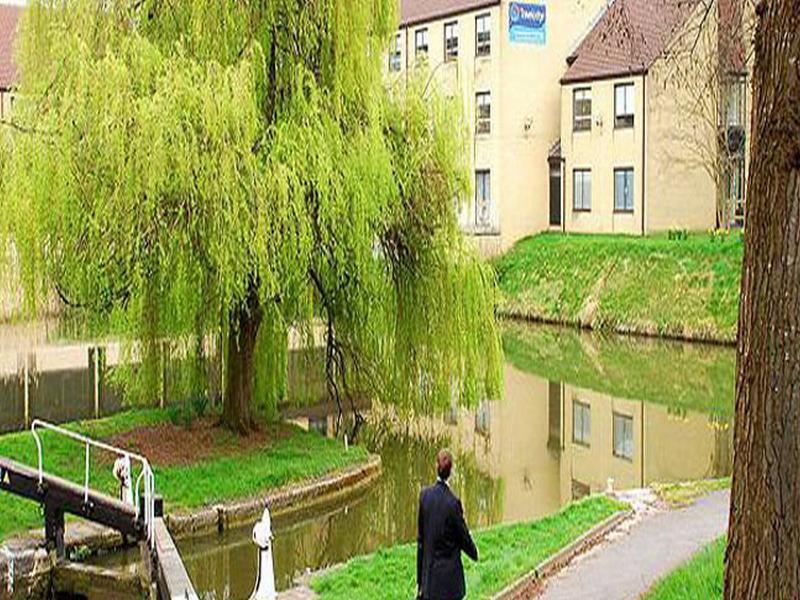 Travelodge Bath Waterside Exterior foto